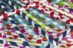 Papier-Trinkhalme: Gute Alternative zu Plastikhalmen