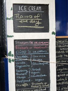 Hengifoss Wasserfall Island Foodtruck